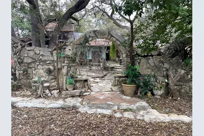 207 Hub Drive, Wimberley, TX 78676 - Photo 2