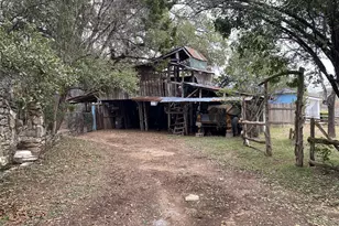 207 Hub Dr, Wimberley, TX 78676 - Photo 6