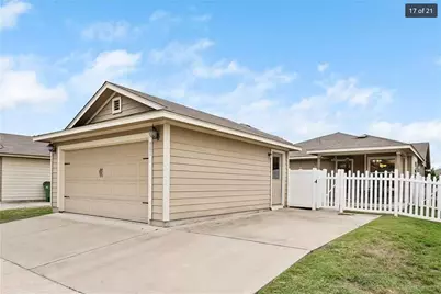 881 Heritage Springs Trail, Round Rock, TX 78664 - Photo 12