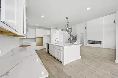 7400 Desert Needle Drive, Lago Vista, TX 78645 - Photo 10