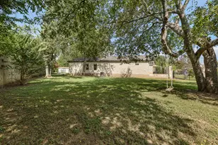 11808 Arnold Ln, Austin, TX 78748 - Photo 36