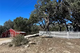 543 Narrows Rd, Blanco, TX 78606 - Photo 4