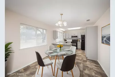 137 Blanket Flower Dr, Bastrop, TX 78602 - Photo 10