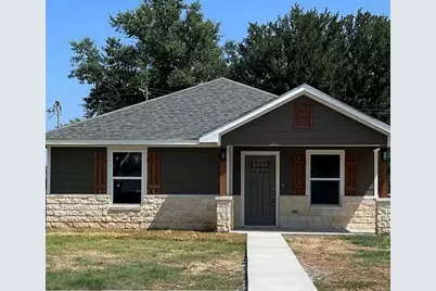 709 W Evans Street, Hearne, TX 77859 - Photo 1
