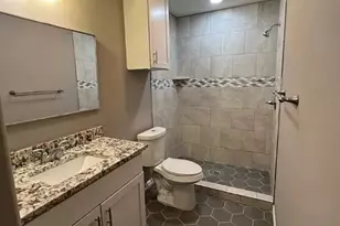 709 W Evans St, Hearne, TX 77859 - Photo 8