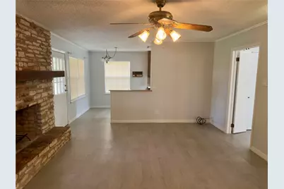 821 S Guadalupe Street, Lockhart, TX 78644 - Photo 12