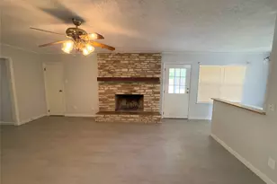 821 S Guadalupe St, Lockhart, TX 78644 - Photo 14