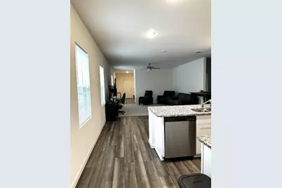 207 Enforcer Loop, Jarrell, TX 76537 - Photo 6