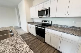 102 Gemsbok Dr, Hutto, TX 78634 - Photo 8