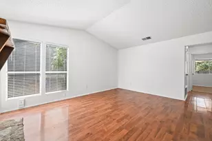 3221 Darnell Dr, Austin, TX 78745 - Photo 2