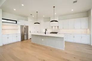 814 Stark St, Austin, TX 78756 - Photo 8