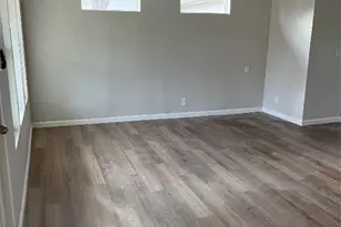 1100 Wallace St, Taylor, TX 76574 - Photo 6