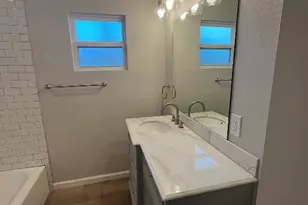 1100 Wallace St, Taylor, TX 76574 - Photo 18