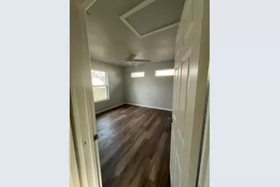 1100 Wallace Street, Taylor, TX 76574 - Photo 16