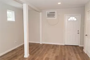 97 Anthony St, Austin, TX 78702 - Photo 6