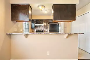 5801 Libyan Dr, Austin, TX 78745 - Photo 10