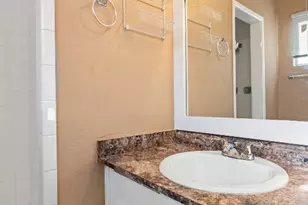 5801 Libyan Dr, Austin, TX 78745 - Photo 6