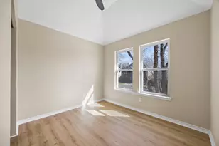 1002 Crestview St, Round Rock, TX 78681 - Photo 26