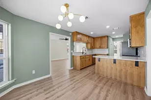 1002 Crestview St, Round Rock, TX 78681 - Photo 12