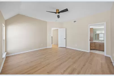 1002 Crestview Street, Round Rock, TX 78681 - Photo 20