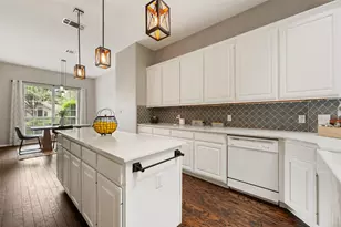 9008 Braesgate Cove, Austin, TX 78717 - Photo 14