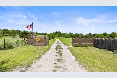 2124 Crabapple Road, Blanco, TX 78606 - Photo 26