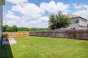 5700 Eden Dr, Austin, TX 78747 - Photo 30