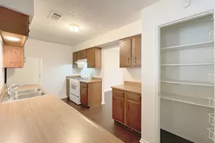 656 Mairo St, Austin, TX 78748 - Photo 6
