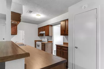 656 Mairo Street, Austin, TX 78748 - Photo 8