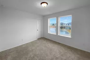 932 Yellow Ribbon Cove, Jarrell, TX 76537 - Photo 14