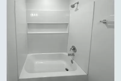 932 Yellow Ribbon Cove, Jarrell, TX 76537 - Photo 18