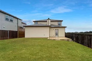 932 Yellow Ribbon Cove, Jarrell, TX 76537 - Photo 26