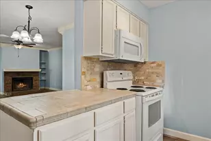 4212 Medical Dr, San Antonio, TX 78229 - Photo 12