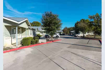 121 S Plant Ave Avenue #APT 102, Boerne, TX 78006 - Photo 26