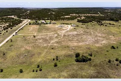 812 County Road 3295, Copperas Cove, TX 76522 - Photo 1