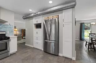 8300 Grayledge Dr, Austin, TX 78753 - Photo 14