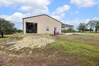 160 Gay Drive, Kerrville, TX 78028 - Photo 4