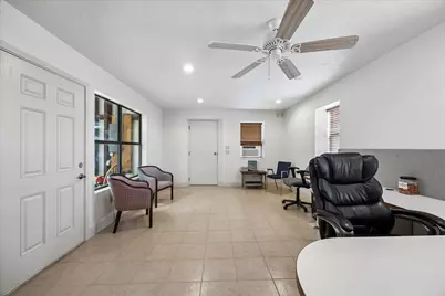 160 Gay Drive, Kerrville, TX 78028 - Photo 14