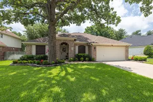 2015 Plantation Dr, Round Rock, TX 78681 - Photo 1