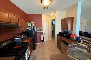 411 Estate Dr, Hutto, TX 78634 - Photo 8