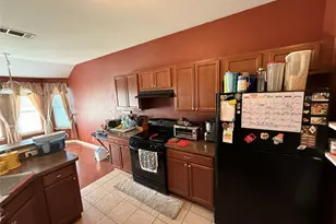 411 Estate Dr, Hutto, TX 78634 - Photo 6
