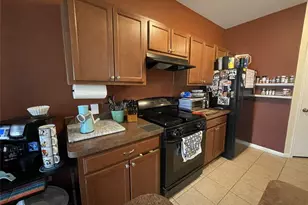 411 Estate Dr, Hutto, TX 78634 - Photo 10