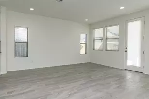 9113 Garnet Dr, Austin, TX 78729 - Photo 6