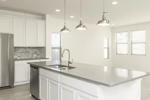 9113 Garnet Dr, Austin, TX 78729 - Photo 12