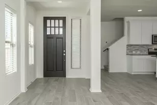 9113 Garnet Dr, Austin, TX 78729 - Photo 2