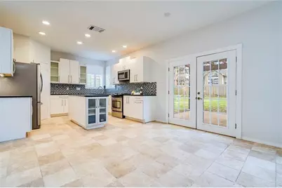 7800 Lonesome Dove Cove, Austin, TX 78729 - Photo 8