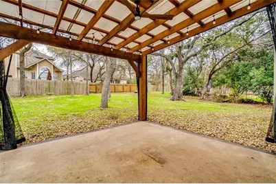 7800 Lonesome Dove Cove, Austin, TX 78729 - Photo 4
