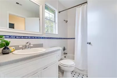 7800 Lonesome Dove Cove, Austin, TX 78729 - Photo 18