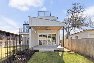 1402 Summit St, Austin, TX 78741 - Photo 34