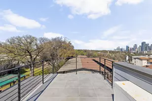 1402 Summit St, Austin, TX 78741 - Photo 30